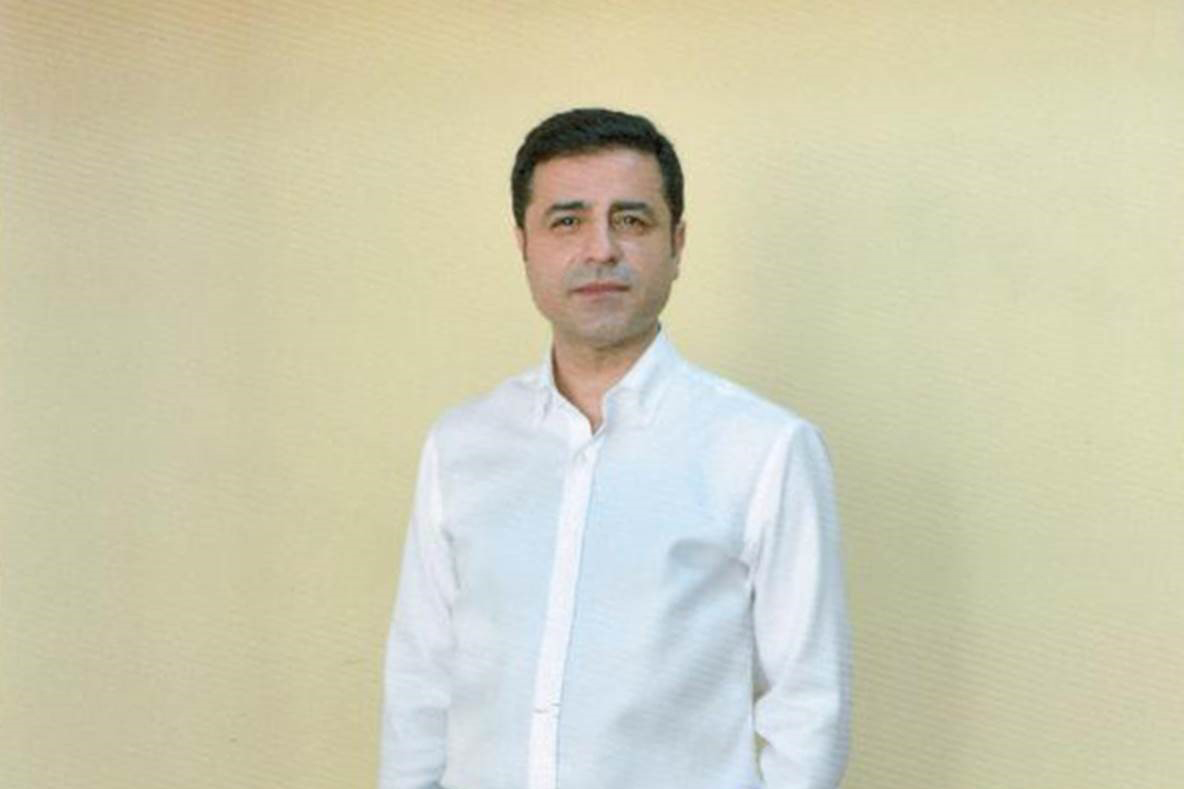 Muhalif Halkların Demokratik Partisi (HDP) eski eş genel başkanı Selahattin Demirtaş, 4 Kasım 2016'dan bu yana Edirne F Tipi Cezaevi'nde tutuluyor. 