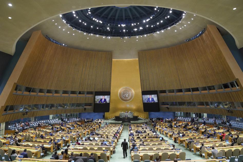 שר החוץ הרוסי סרגיי לברוב נואם בפני האספה הכללית של האו"ם 24 בספטמבר 2022.
