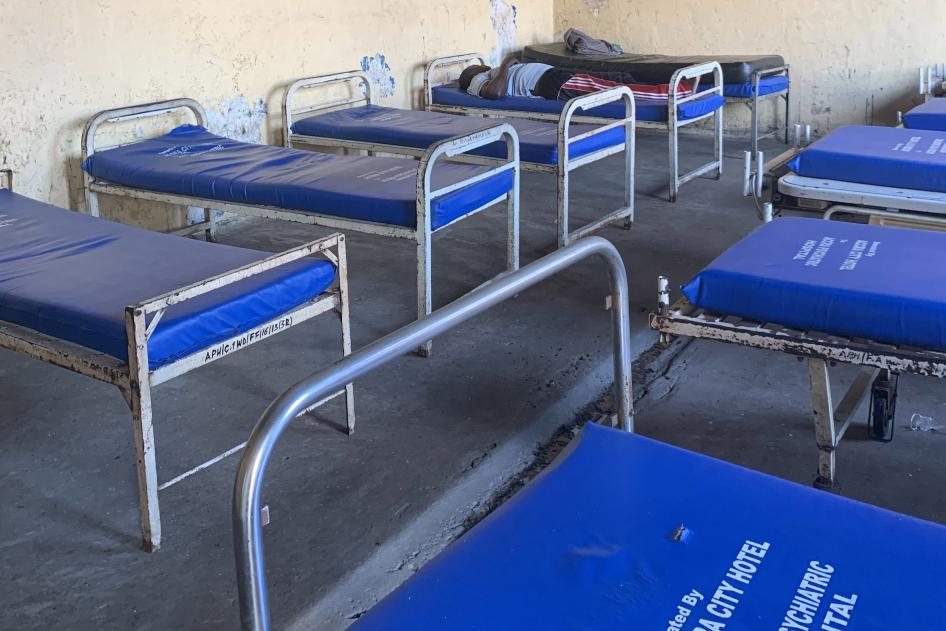The dormitory in the men’s forensic ward of the Accra Psychiatric Hospital in Ghana. The dormitory has since been refurbished. 