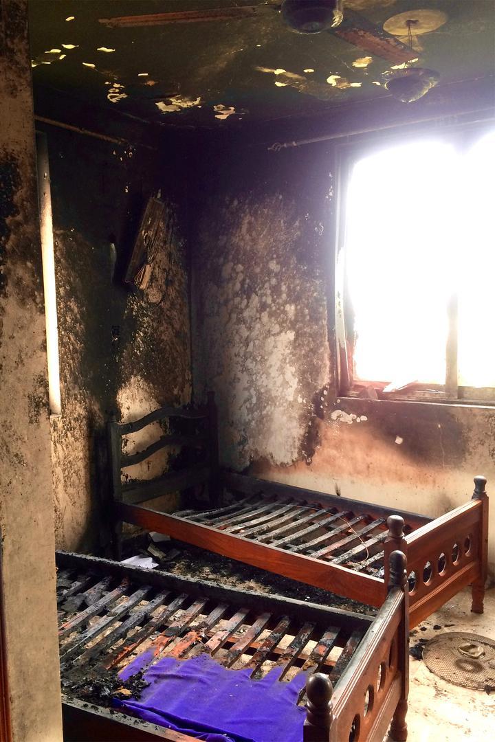 Burnt room in a house attacked by government forces in the Munuki neighborhood of Juba, South Sudan on July 10, 2016. Сгоревшая комната в доме, который подвергся нападению правительственных войск в Мунуки, Джуба, 10 июля 2016 г.