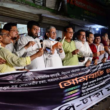 Bangladesh Nationalist Party activists hold a candlelight vigil