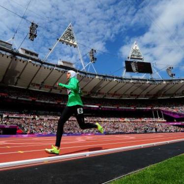 في دورة الالعاب الأولمبية عام 2012 بلندن، سارة عطار، في 8أغسطس/آب، أول عداءة أولمبية سعودية، تتناقس في 800 متر للسيدات في الاستاد الاولمبي. 