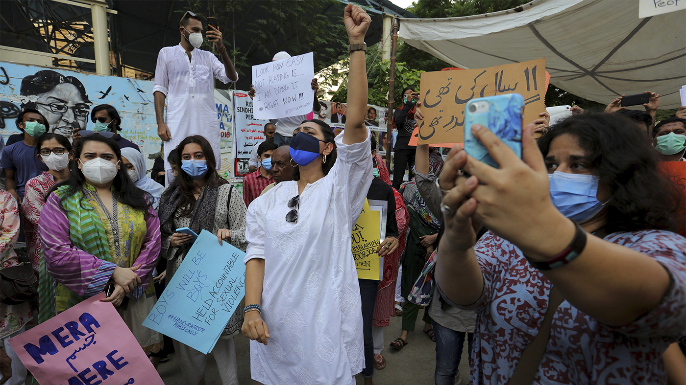 Members of civil society groups take part in a rally to condemn a recent gang rape of a woman on a highway, Karachi, Pakistan, September 12, 2020.
