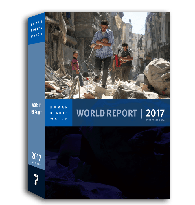 Le Rapport mondial 2017 de Human Rights Watch, dont une version abrégée est également disponible en français. Photo de couverture : deux habitants d’Alep, en Syrie, transportent des bébés en courant peu après un raid aérien contre un quartier contrôle par