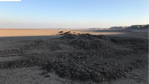 موقع مقبرة جماعية بالقرب من قرية بردية، زارته هيومن رايتس ووتش في 30 يناير/كانون الثاني. 2018 © بلقيس واللي/هيومن رايتس ووتش