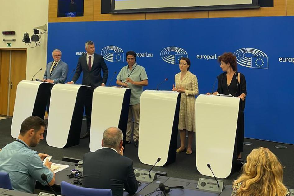 Conférence de presse tenue au Parlement européen à Strasbourg, le 12 juillet 2023, au sujet des droits humains en Tunisie. 