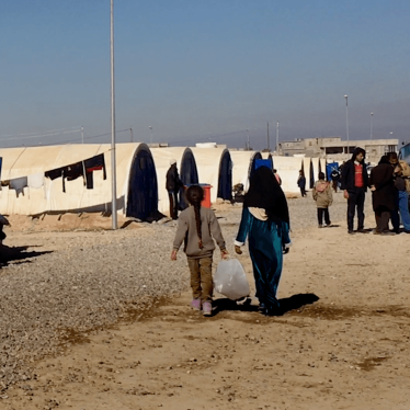 Displaced Iraqis in camp.