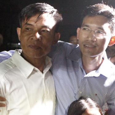 Former Radio Free Asia journalists Uon Chhin and Yeang Sothearin outside Prey Sar prison in Phnom Penh, Cambodia, August 21, 2018.